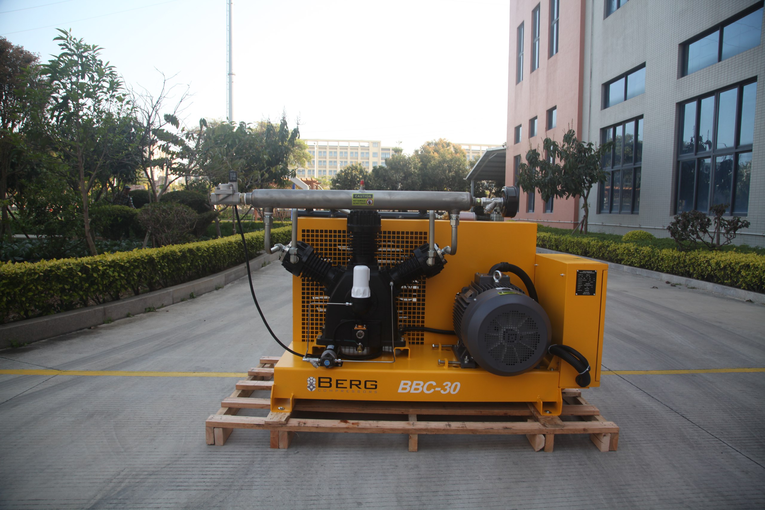 Дожимной компрессор BERG BBC-30